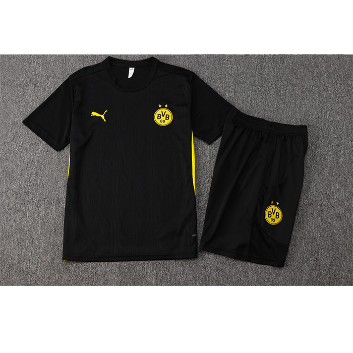 Tuta da Track
 Borussia Dortmund Manica Corta
 Nero
 - Pantaloncini
 24-25
